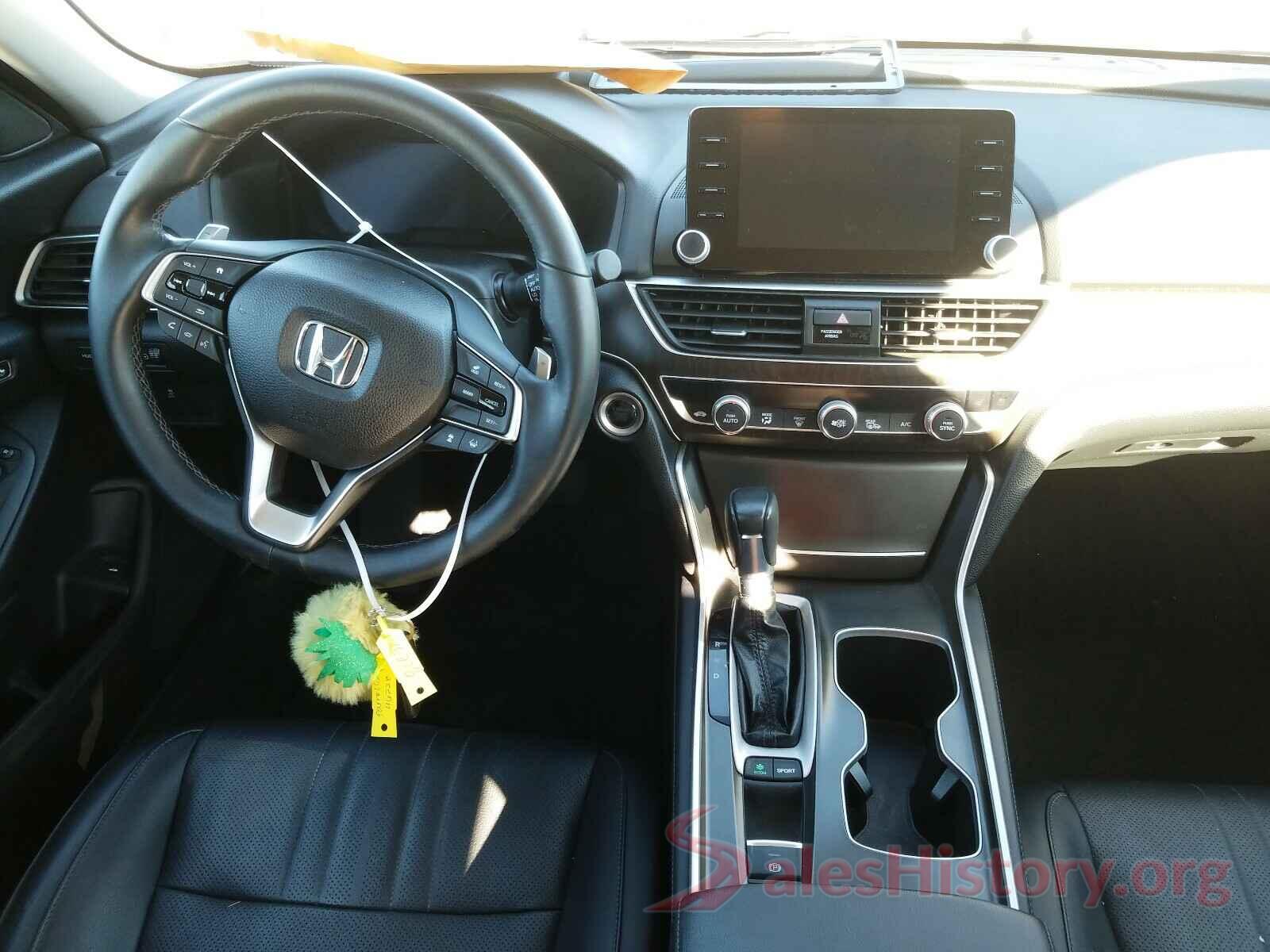 1HGCV1F98JA046988 2018 HONDA ACCORD