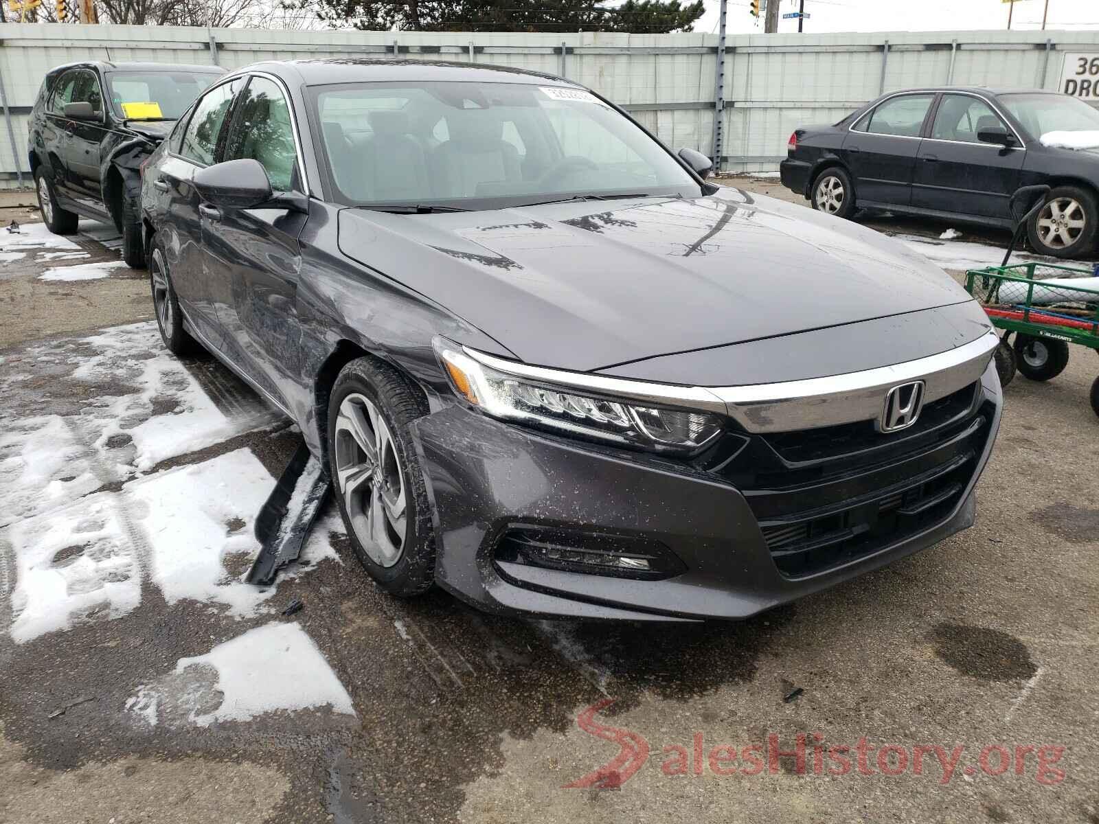 1HGCV1F48KA097901 2019 HONDA ACCORD