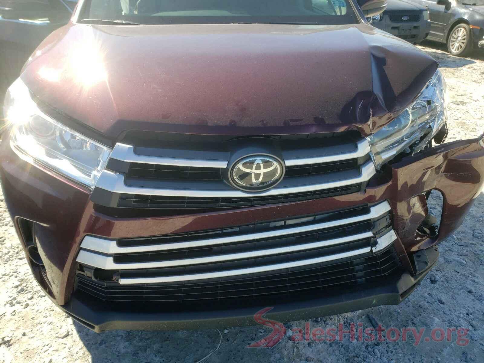 5TDZARFH0HS023504 2017 TOYOTA HIGHLANDER