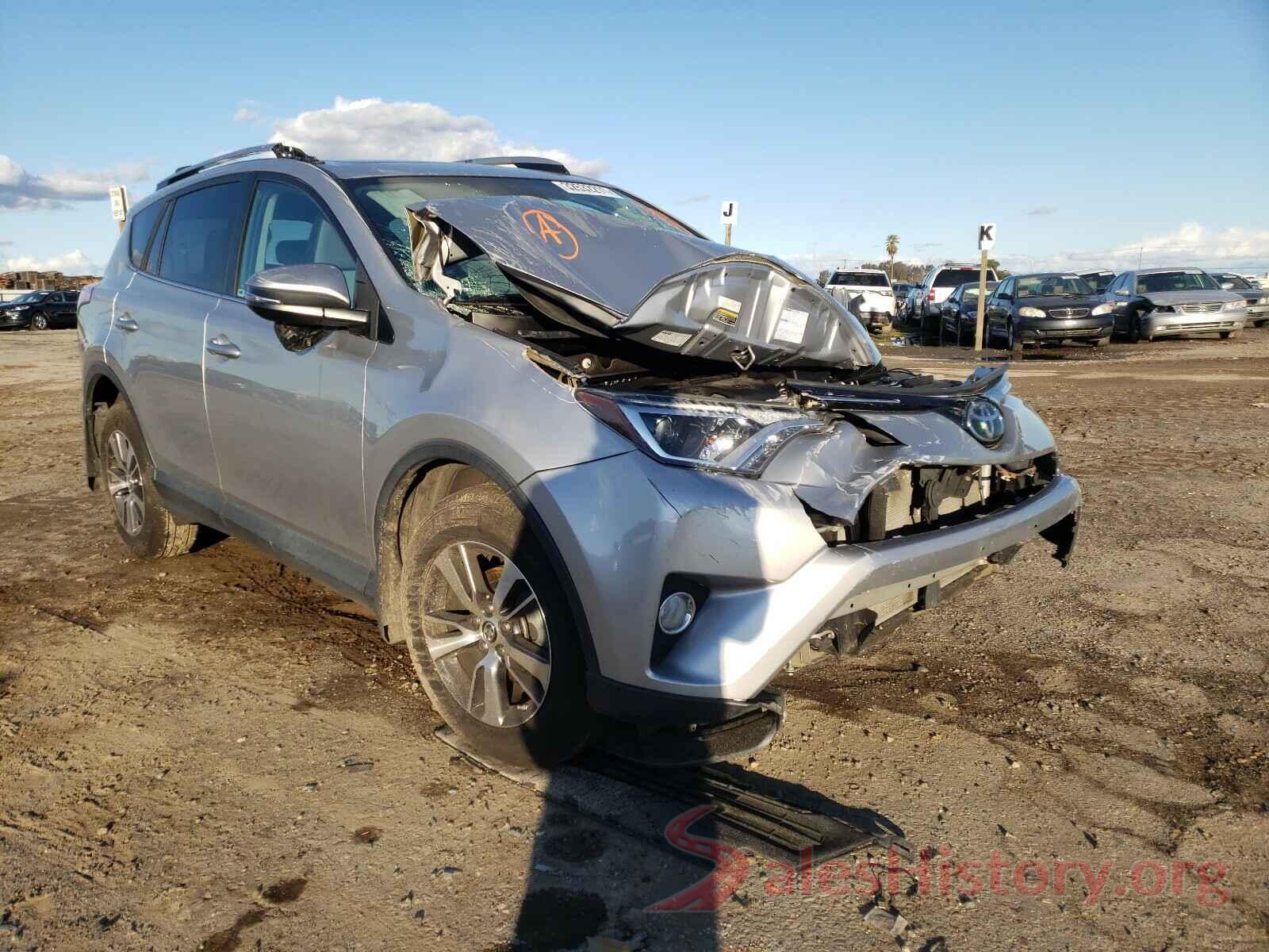 2T3RFREV6HW596186 2017 TOYOTA RAV4