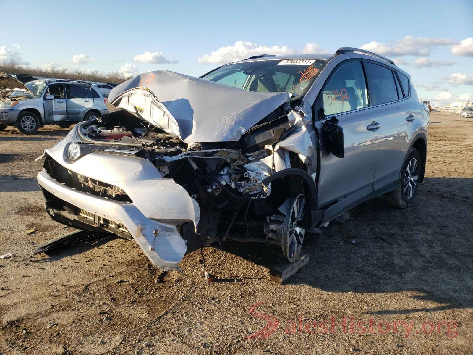 2T3RFREV6HW596186 2017 TOYOTA RAV4