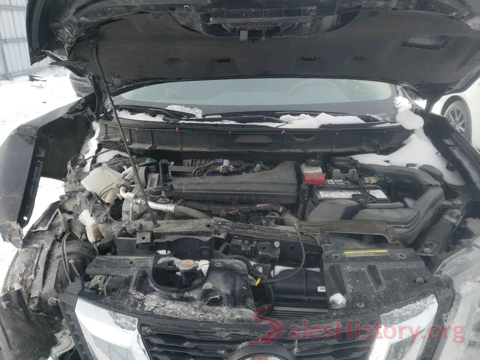 5N1AT2MVXJC705560 2018 NISSAN ROGUE