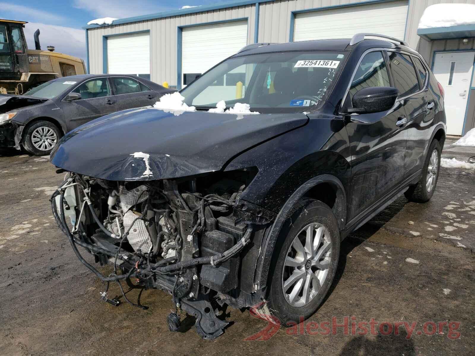 KNMAT2MV1JP580512 2018 NISSAN ROGUE