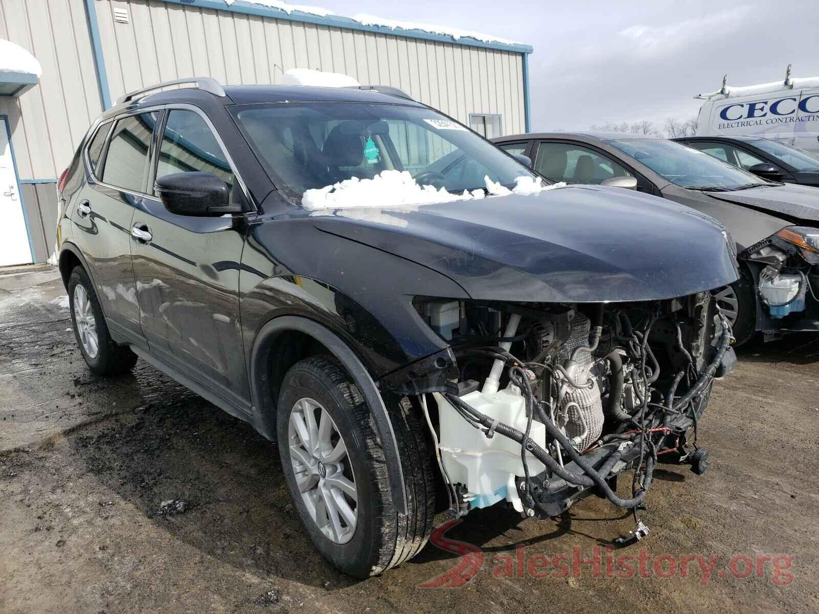 KNMAT2MV1JP580512 2018 NISSAN ROGUE