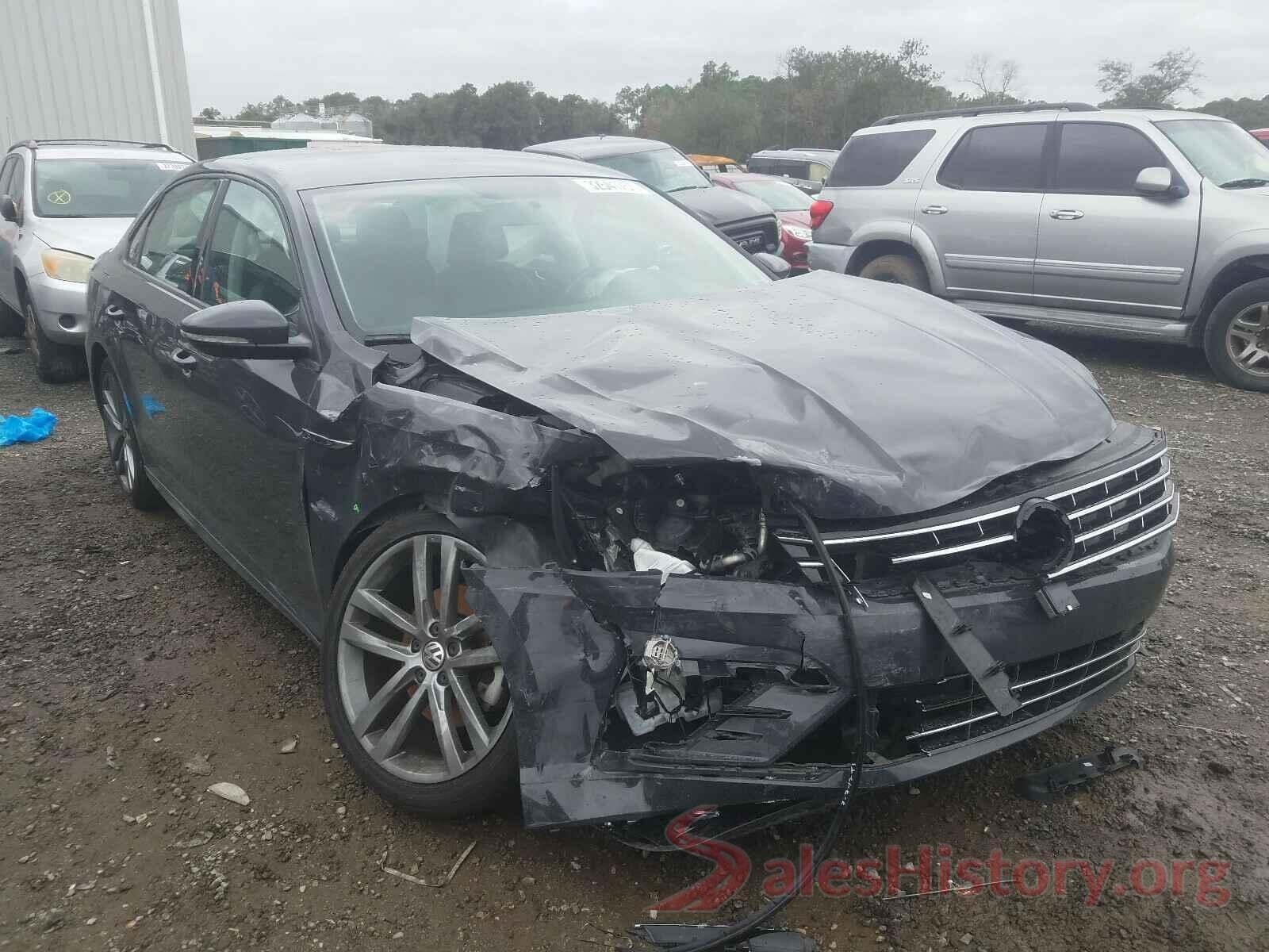 1VWAA7A35JC000236 2018 VOLKSWAGEN PASSAT