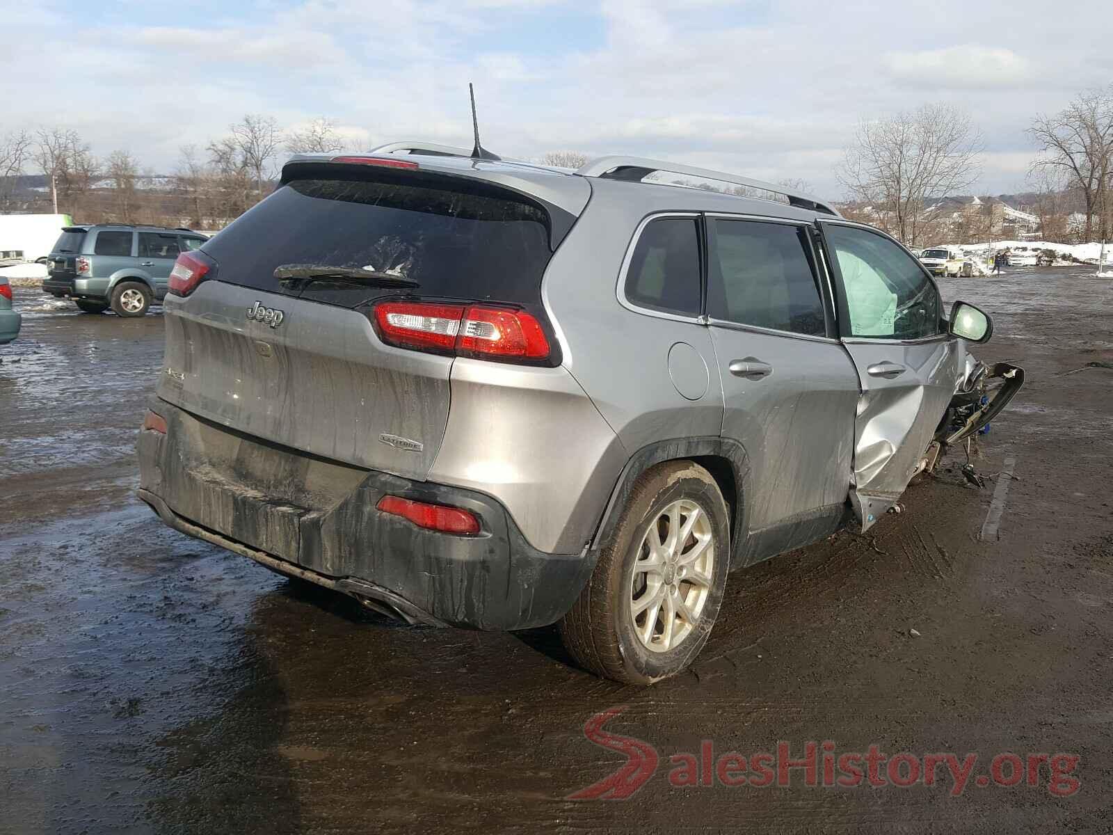 1C4PJMCSXHW647806 2017 JEEP CHEROKEE