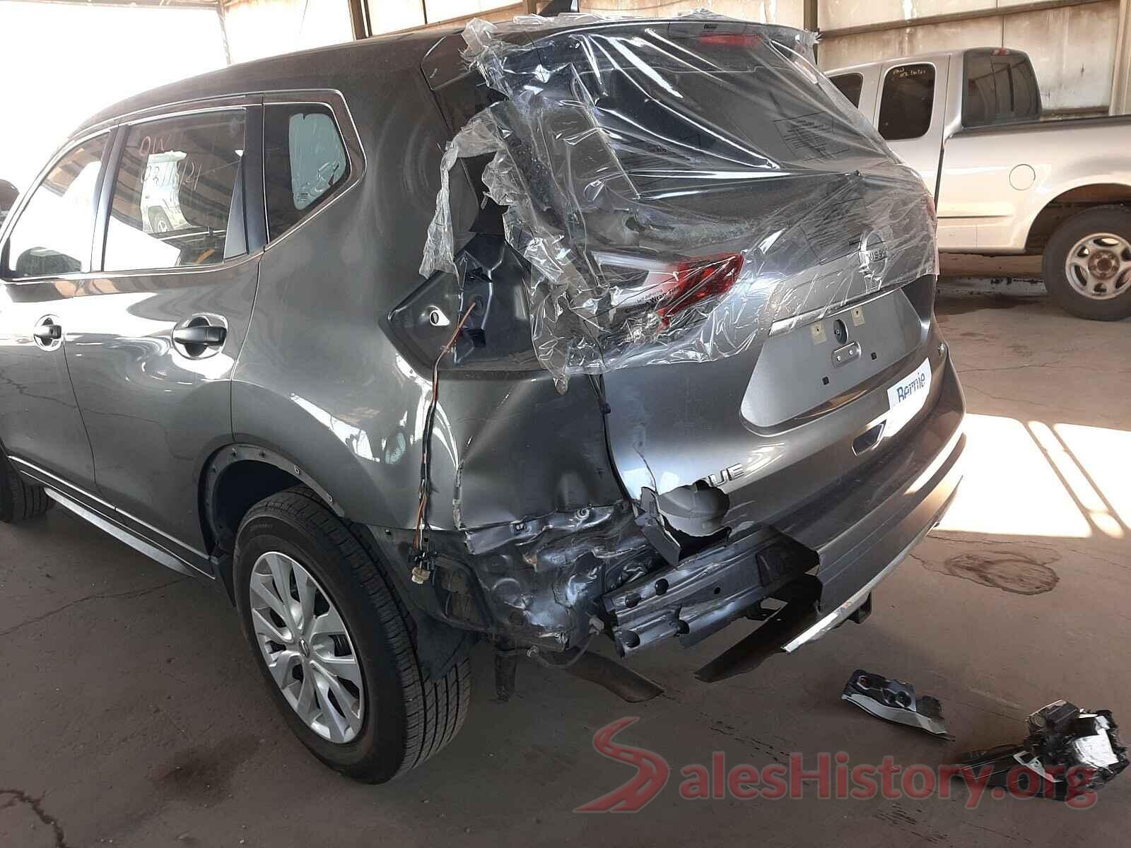 KNMAT2MV1HP523933 2017 NISSAN ROGUE