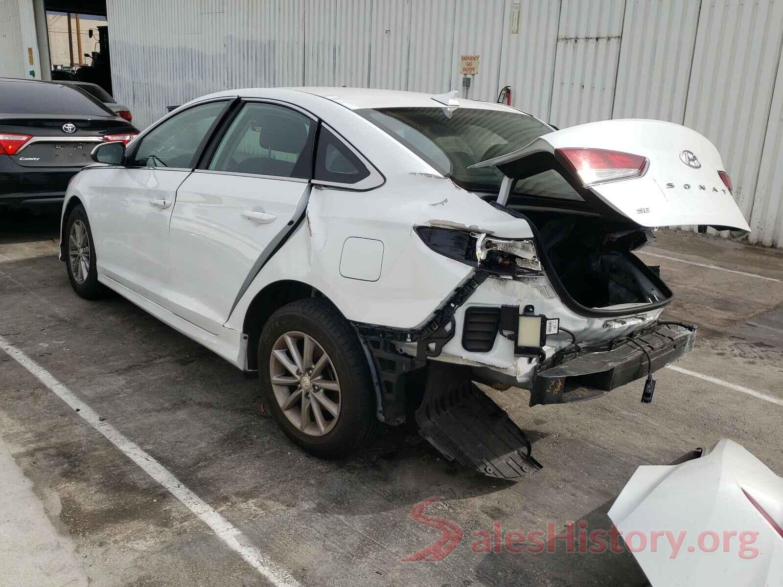 5NPE24AF0JH725869 2018 HYUNDAI SONATA