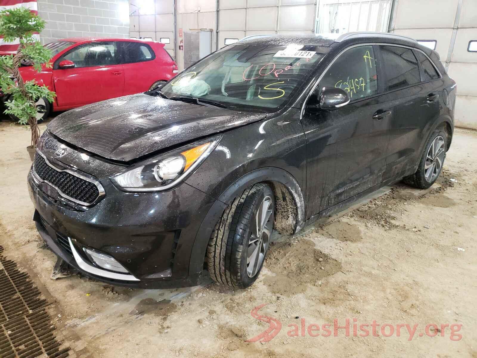 KNDCE3LC1J5131058 2018 KIA NIRO