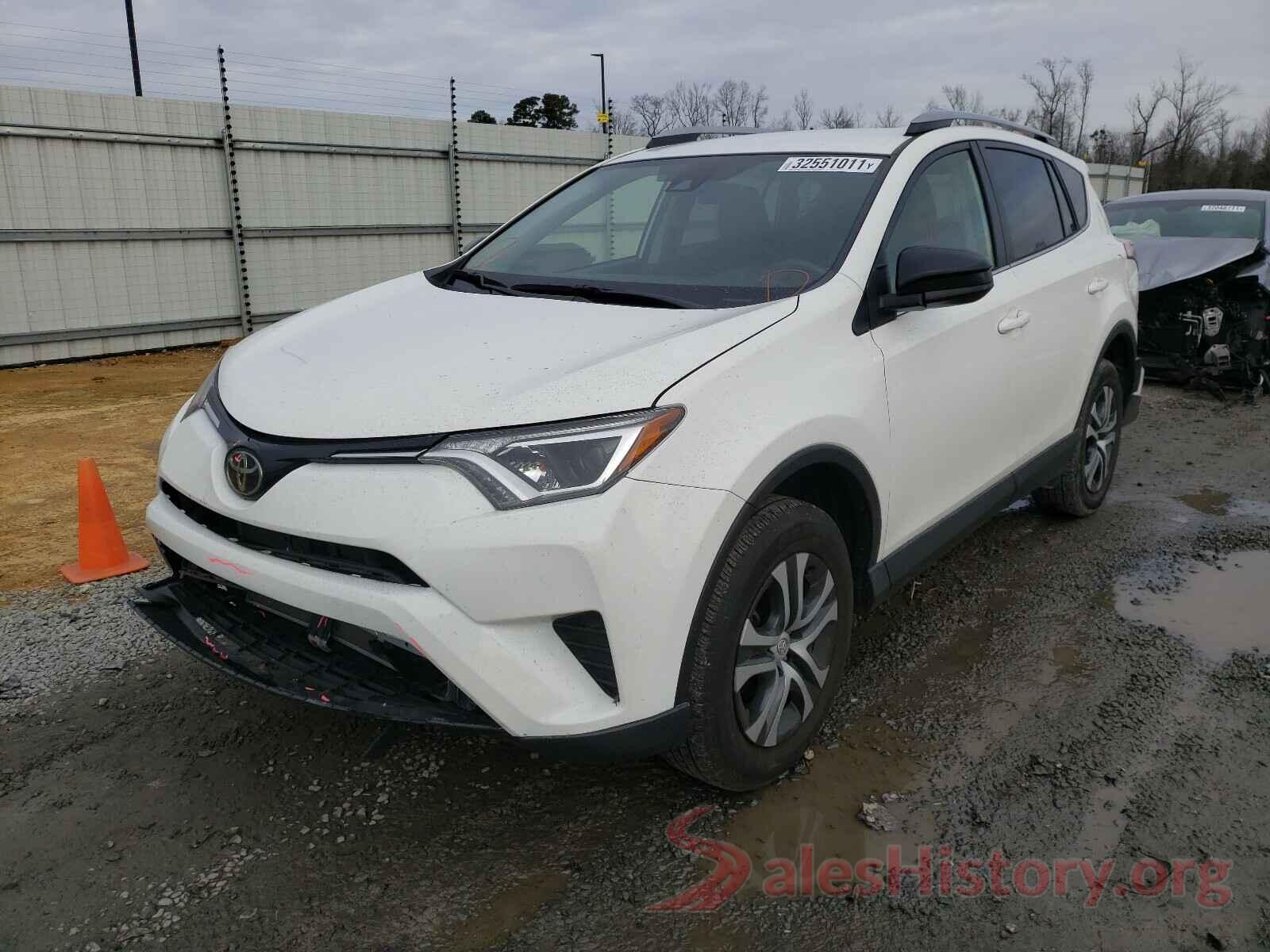 JTMZFREV3JJ751572 2018 TOYOTA RAV4