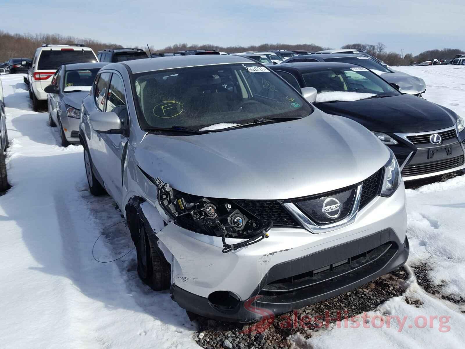 JN1BJ1CR9JW251123 2018 NISSAN ROGUE