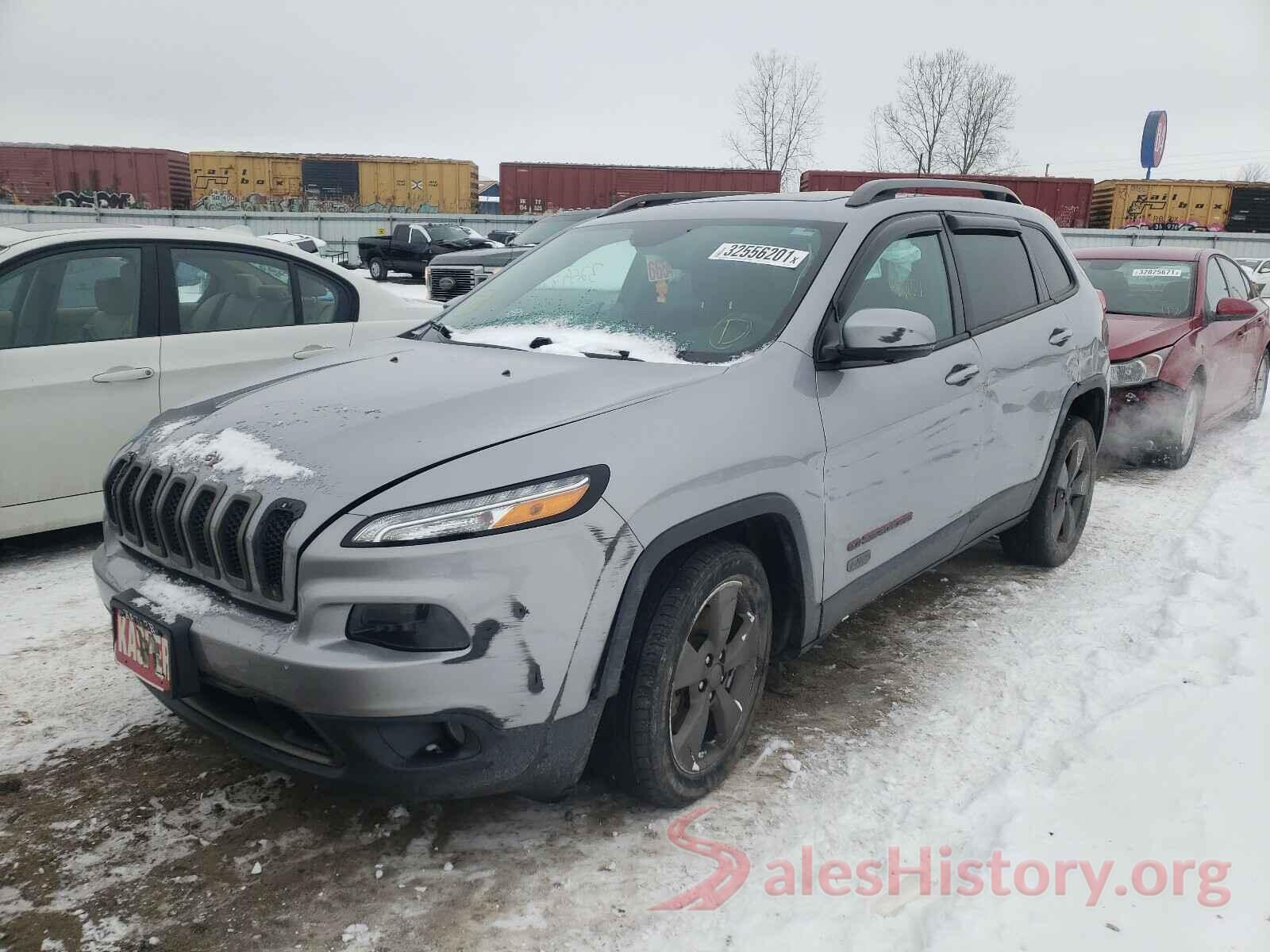 1C4PJLCB0GW256608 2016 JEEP CHEROKEE