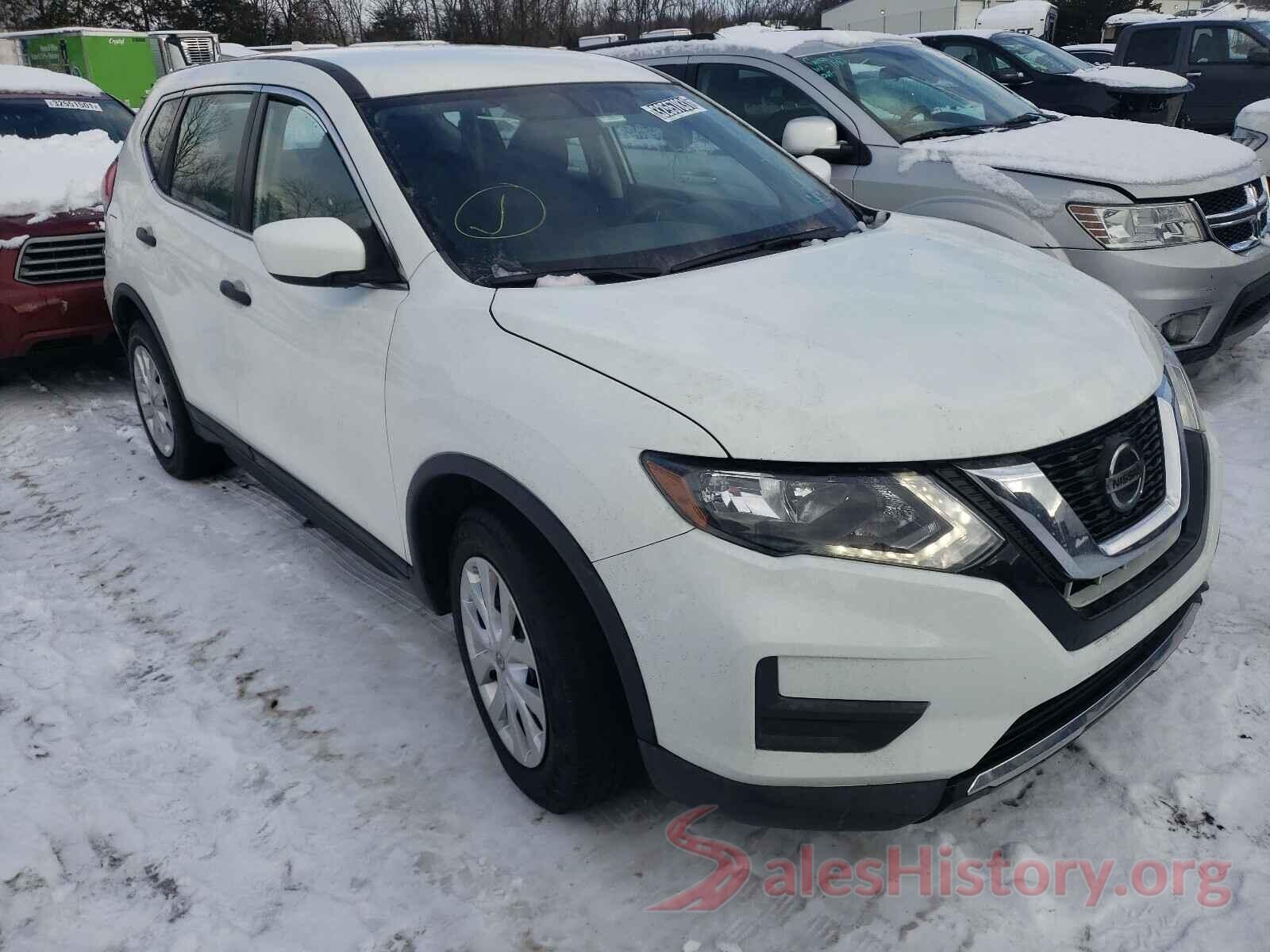 KNMAT2MT3JP588125 2018 NISSAN ROGUE