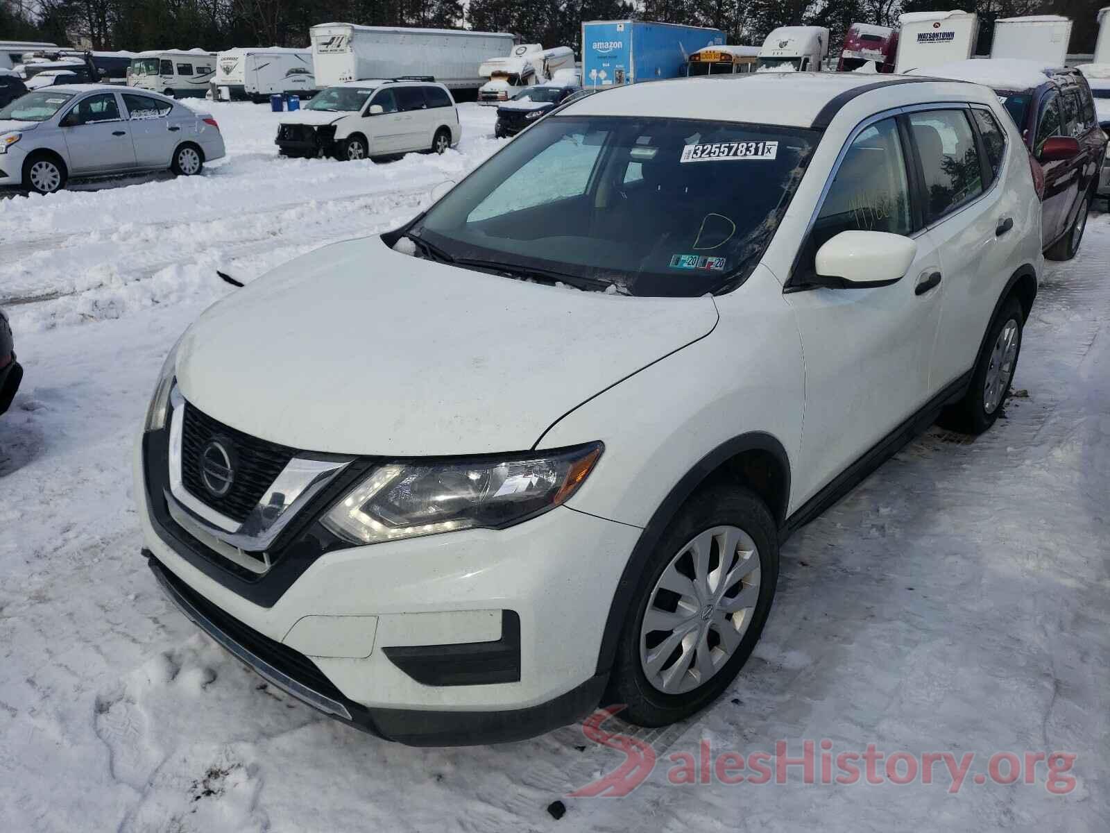 KNMAT2MT3JP588125 2018 NISSAN ROGUE