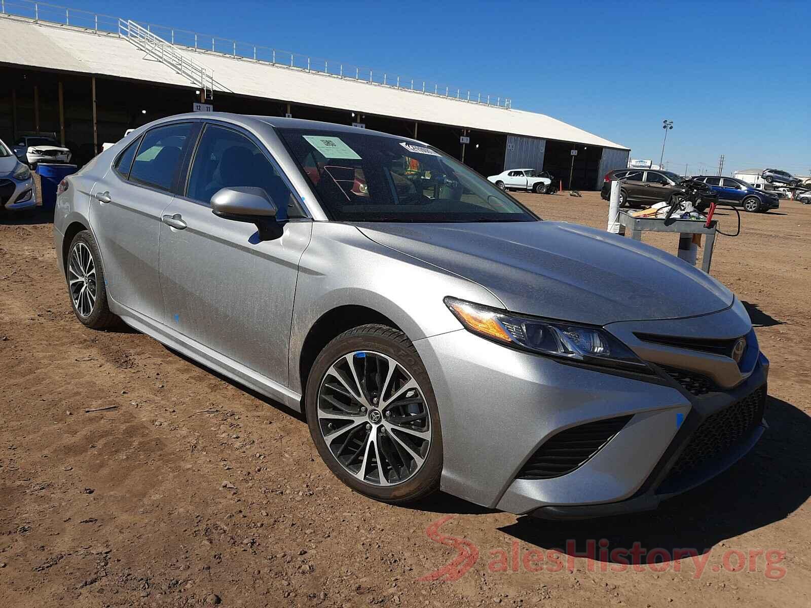 4T1B11HK3KU213243 2019 TOYOTA CAMRY