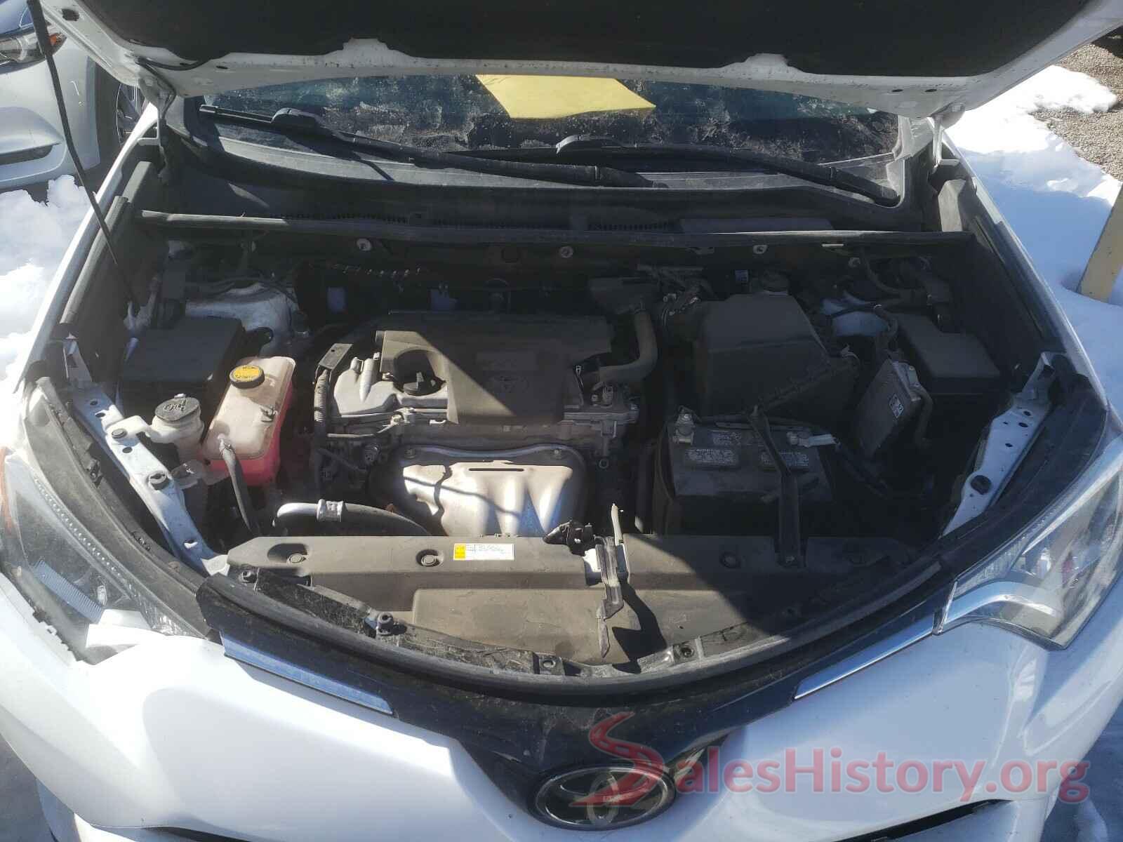 2T3RFREV2HW631998 2017 TOYOTA RAV4