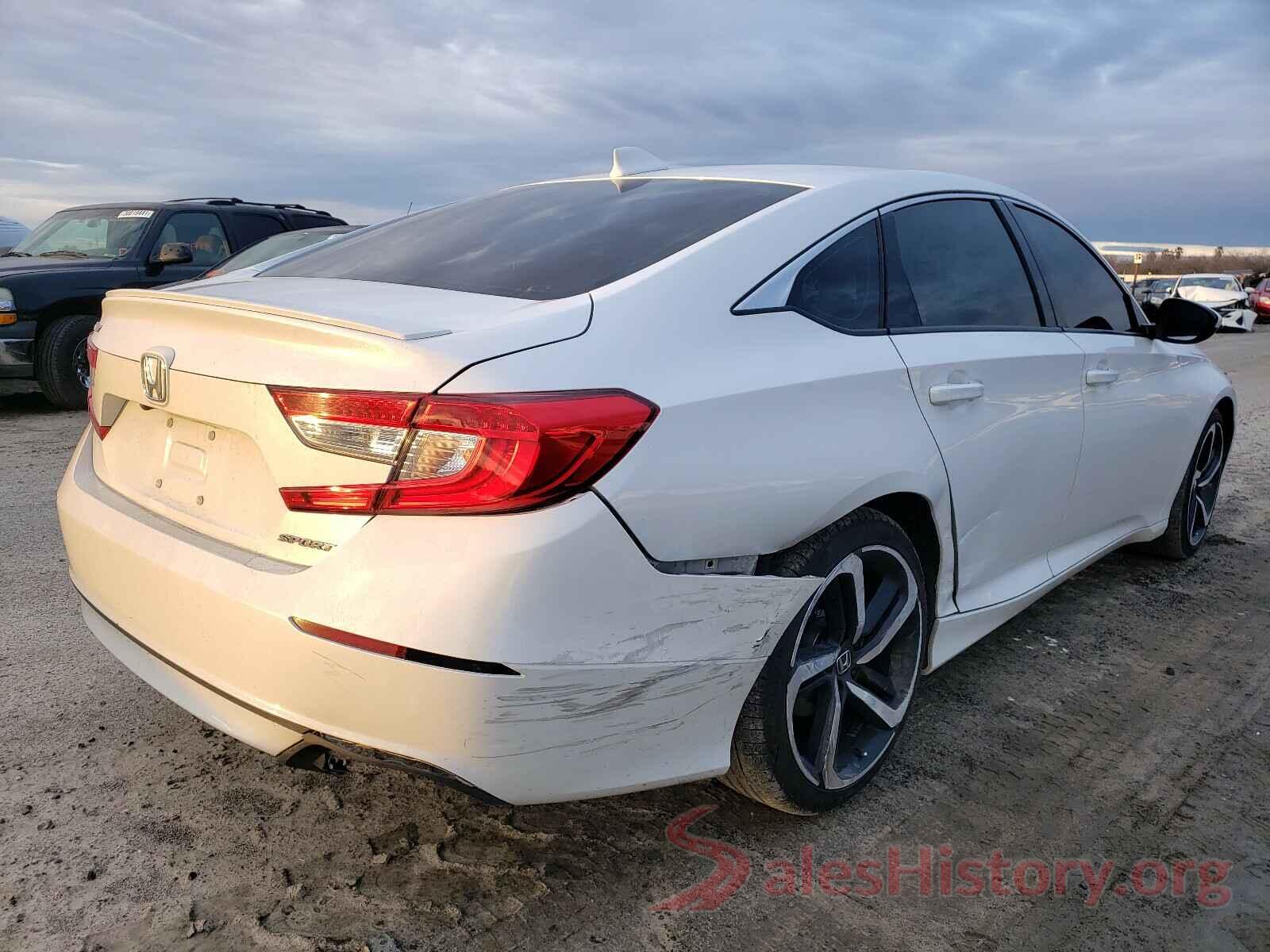 1HGCV1F30JA119377 2018 HONDA ACCORD