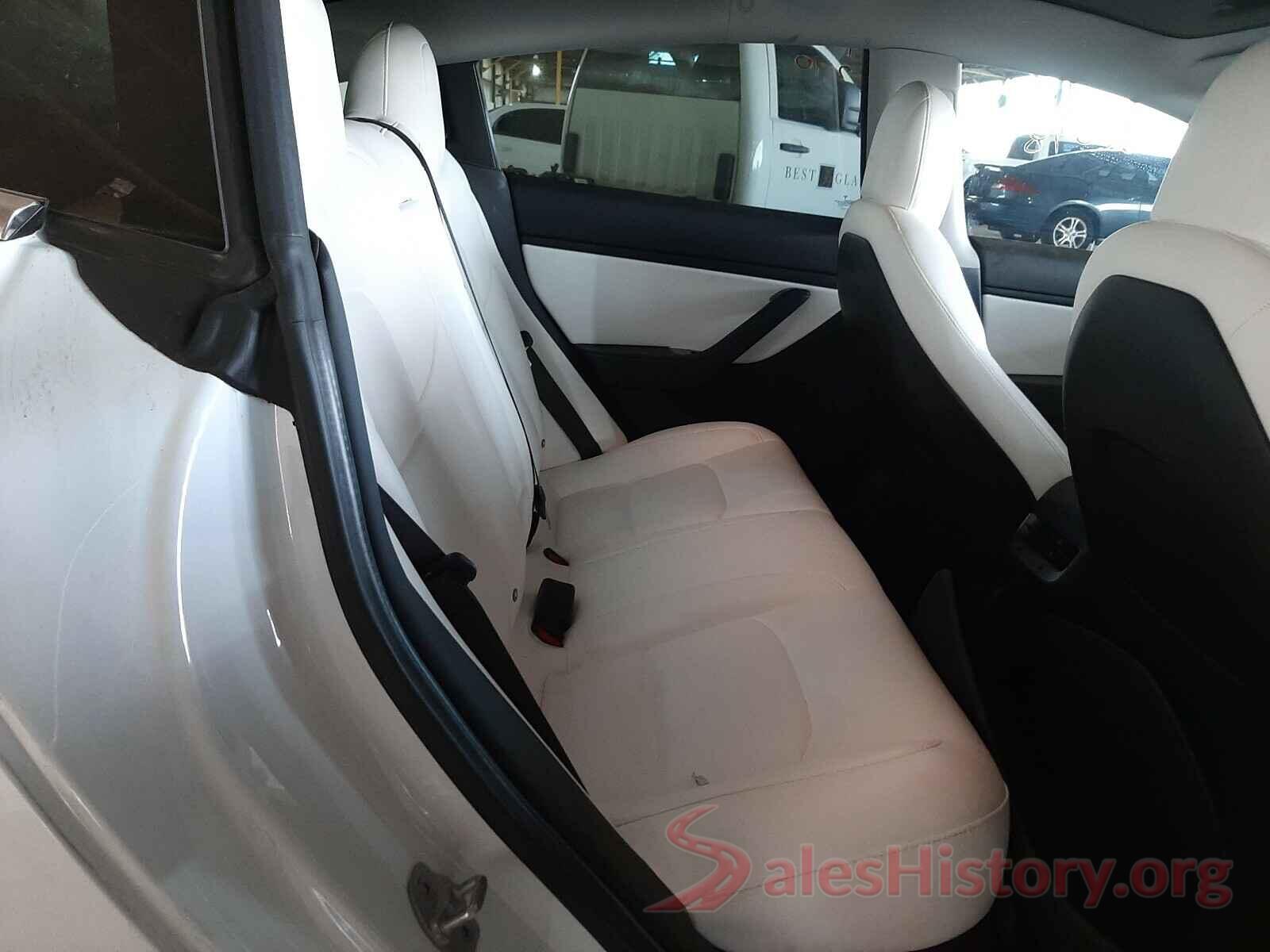 5YJ3E1EB7JF097943 2018 TESLA MODEL 3