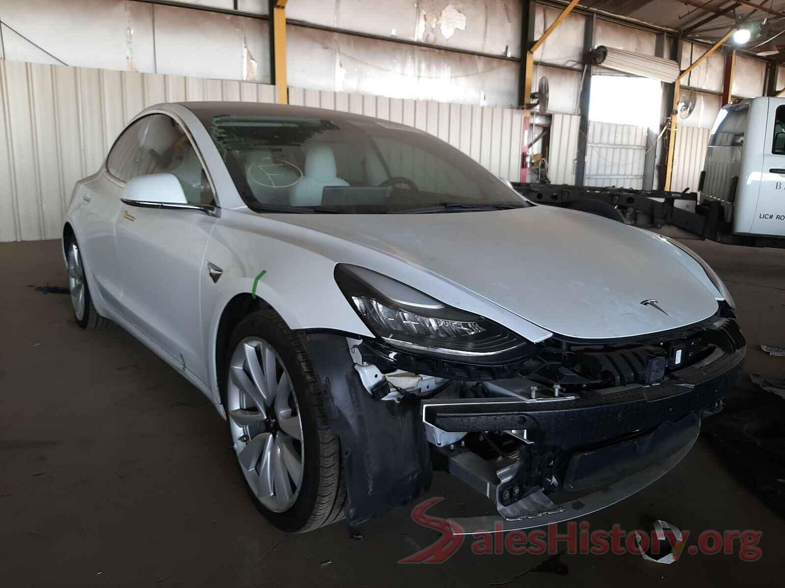 5YJ3E1EB7JF097943 2018 TESLA MODEL 3