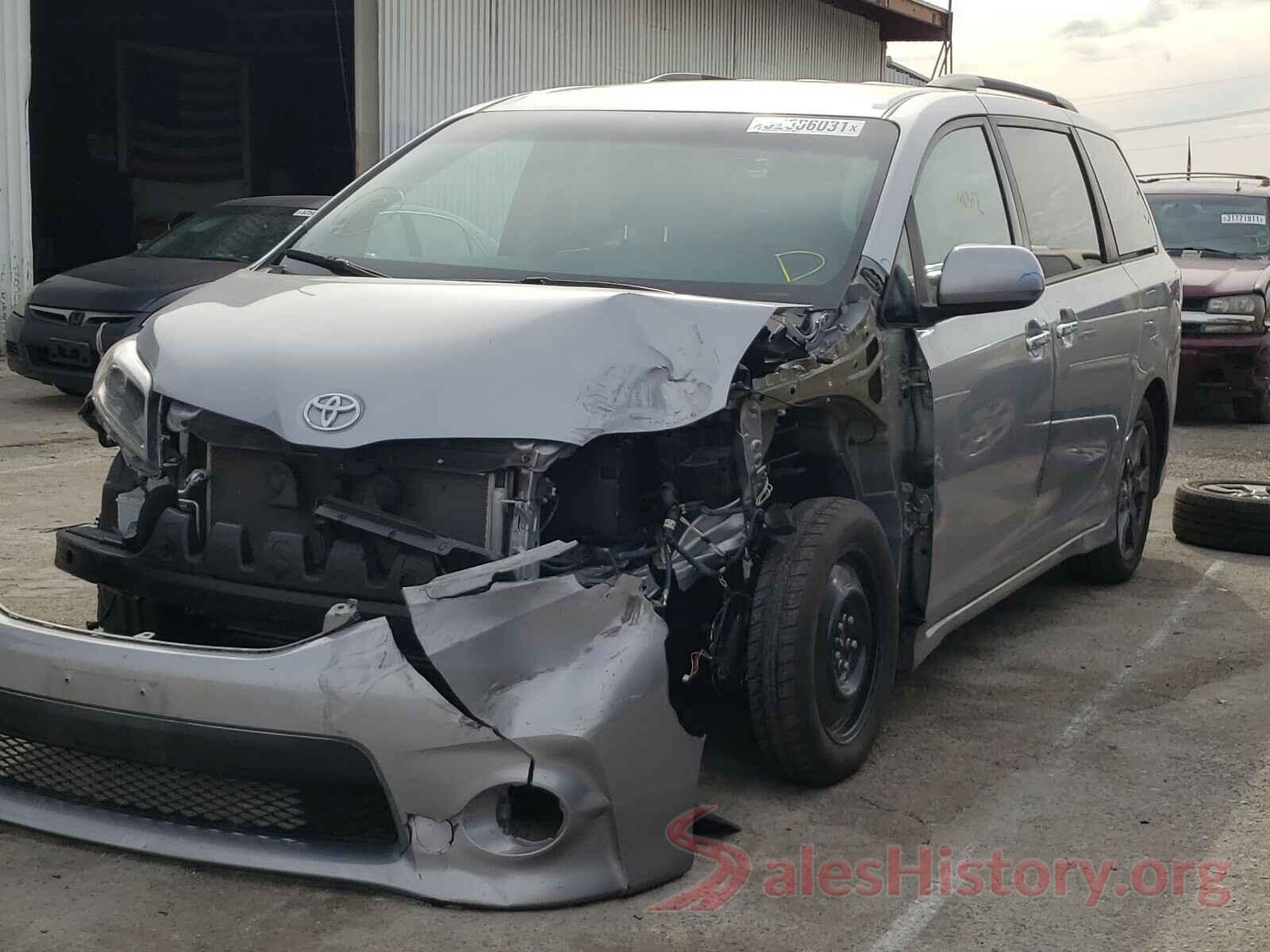 5TDXZ3DCXHS878151 2017 TOYOTA SIENNA