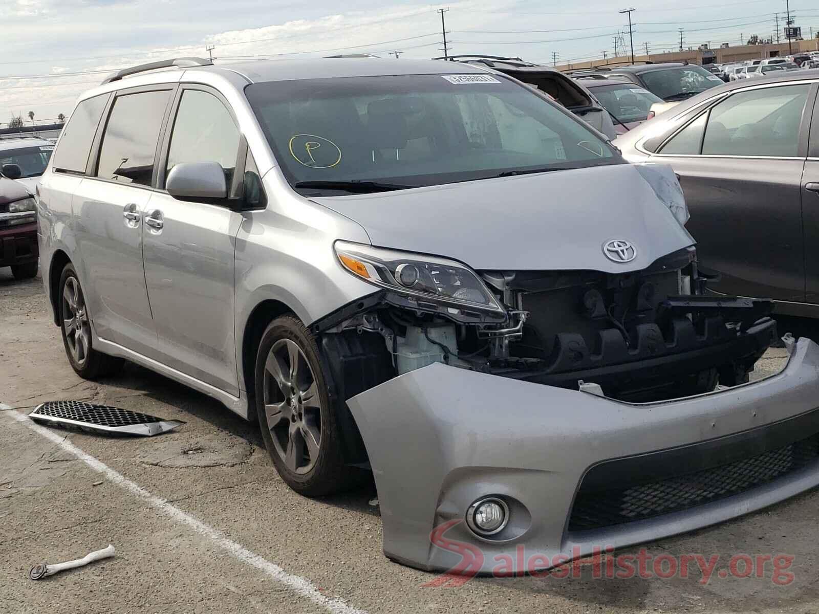 5TDXZ3DCXHS878151 2017 TOYOTA SIENNA