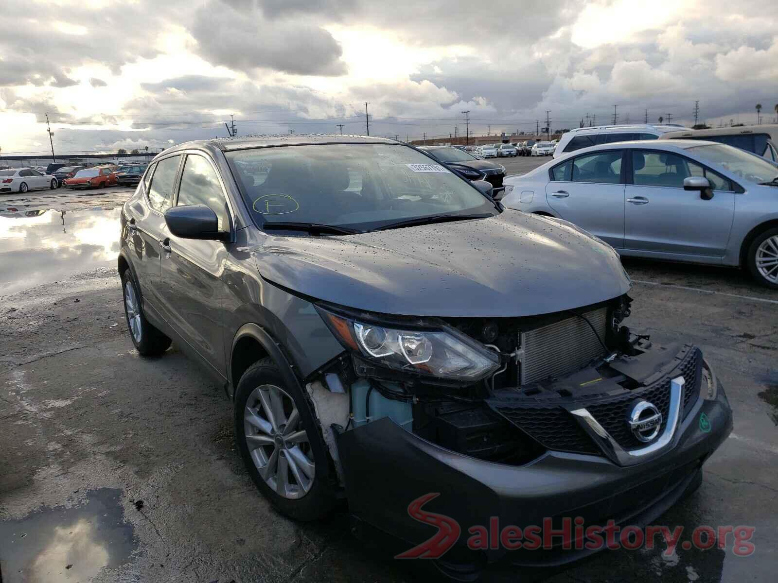 JN1BJ1CP1HW029796 2017 NISSAN ROGUE