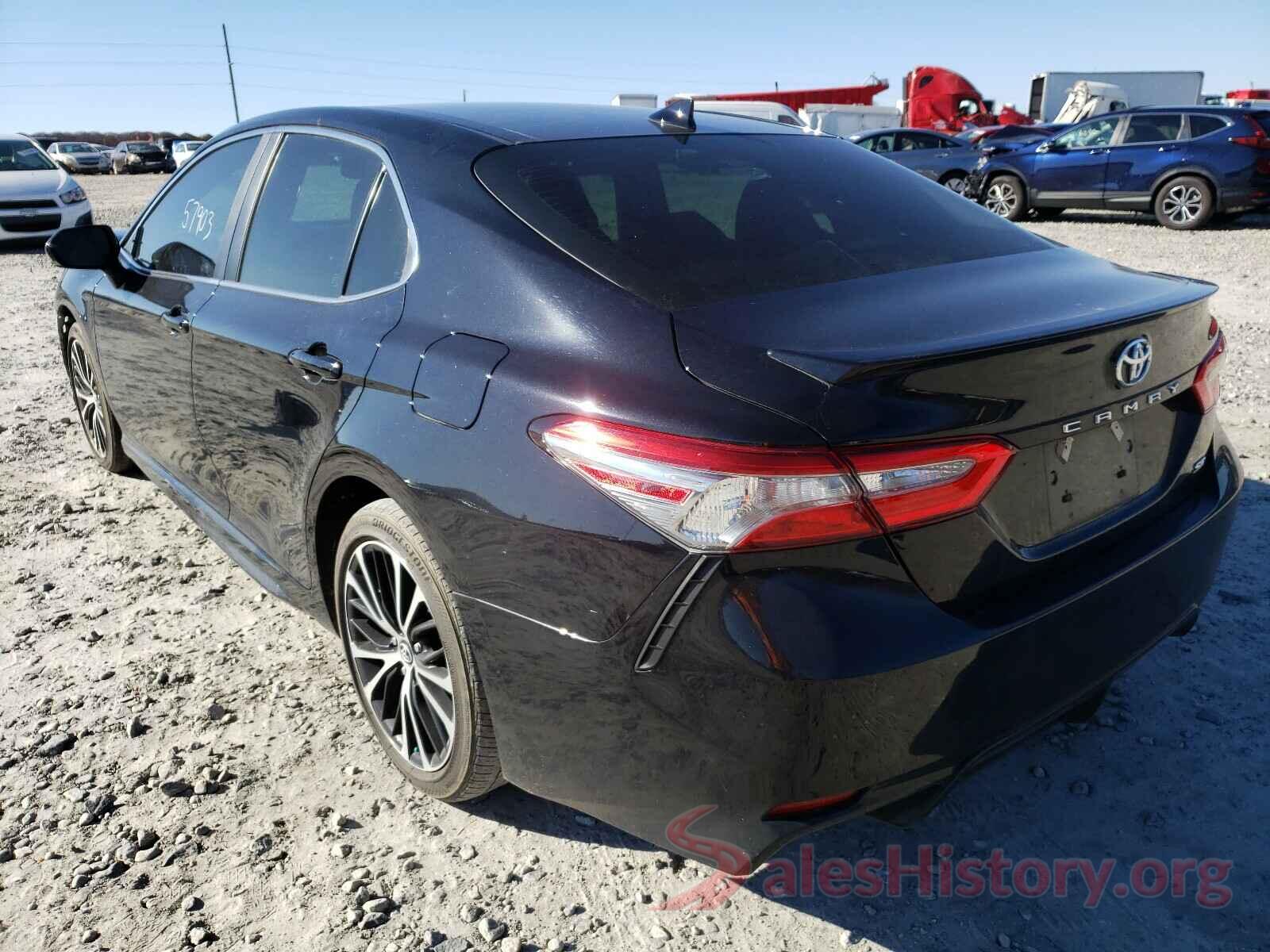 4T1B11HK1JU555076 2018 TOYOTA CAMRY