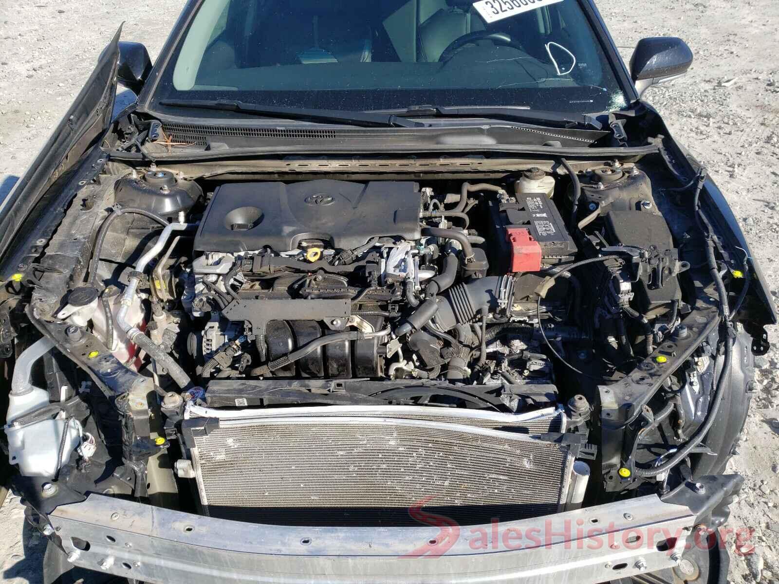 4T1B11HK1JU555076 2018 TOYOTA CAMRY