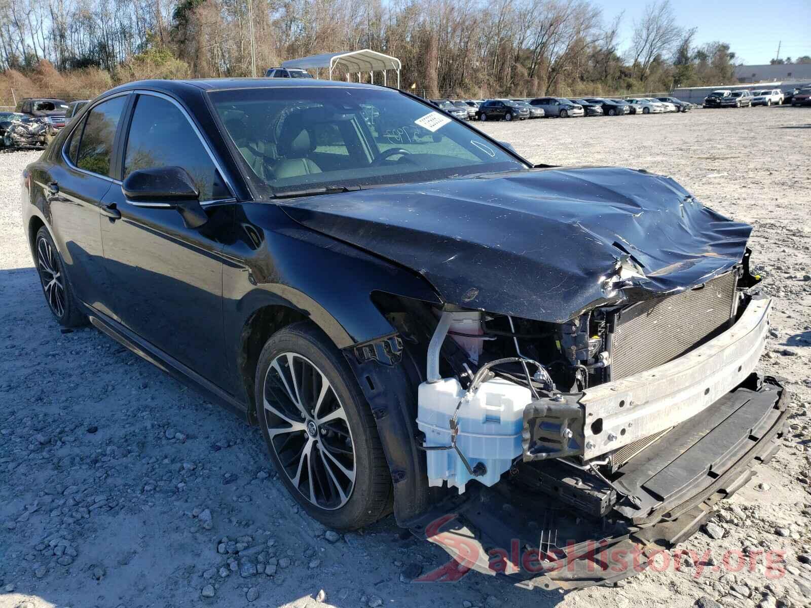 4T1B11HK1JU555076 2018 TOYOTA CAMRY