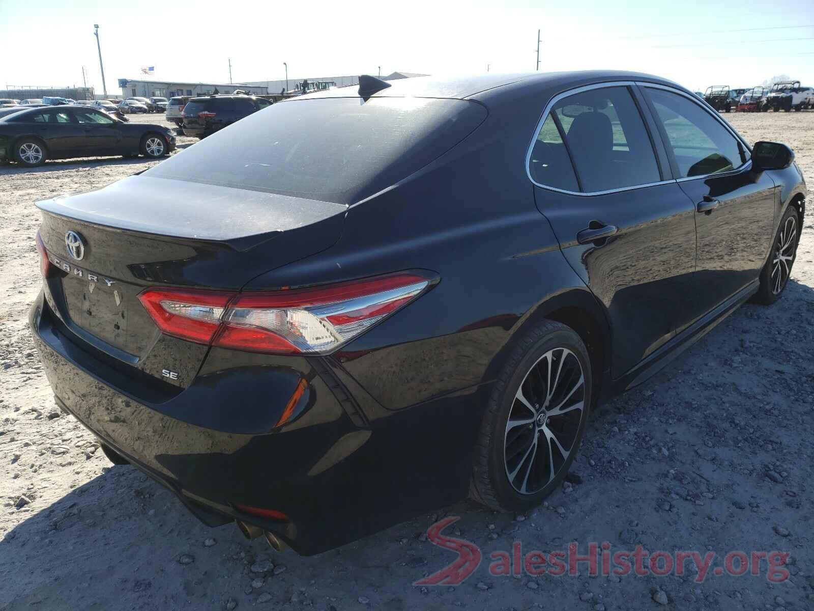 4T1B11HK1JU555076 2018 TOYOTA CAMRY