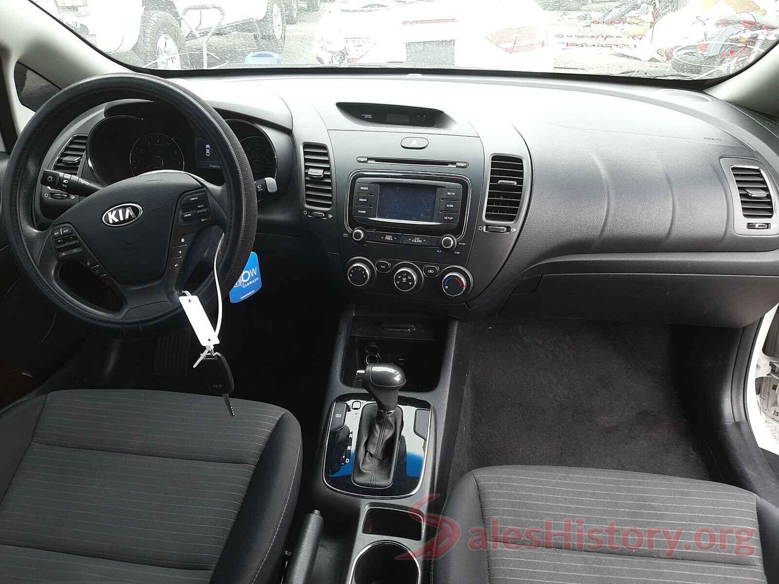 3KPFL4A7XJE166328 2018 KIA FORTE