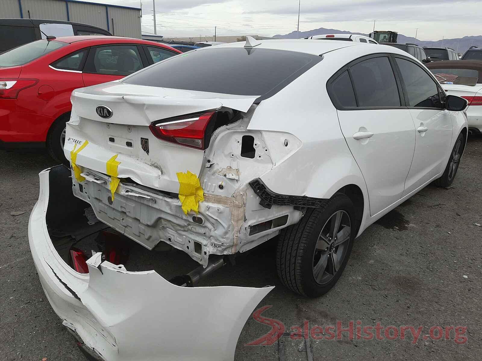 3KPFL4A7XJE166328 2018 KIA FORTE