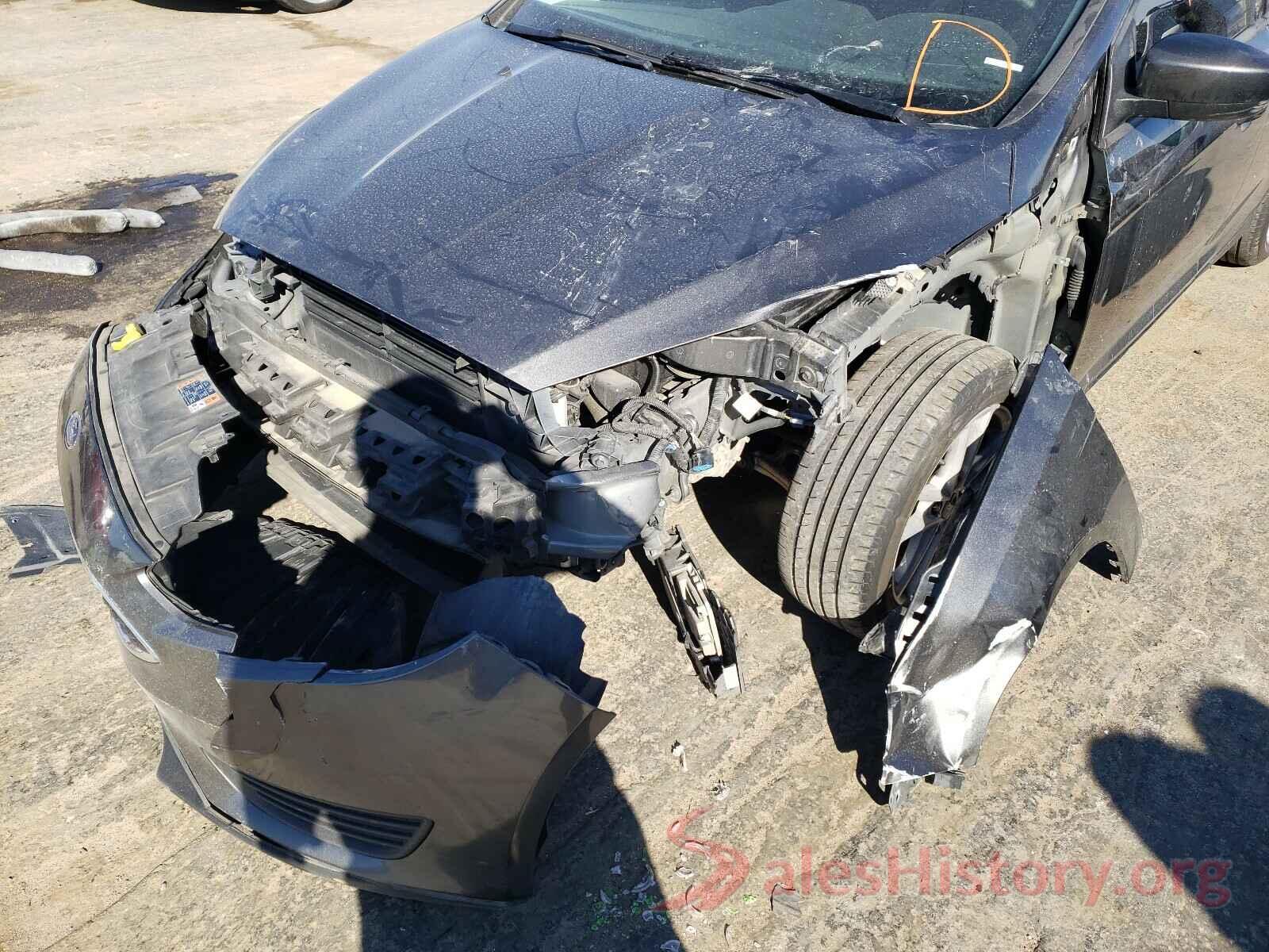 1FADP3K28JL229576 2018 FORD FOCUS