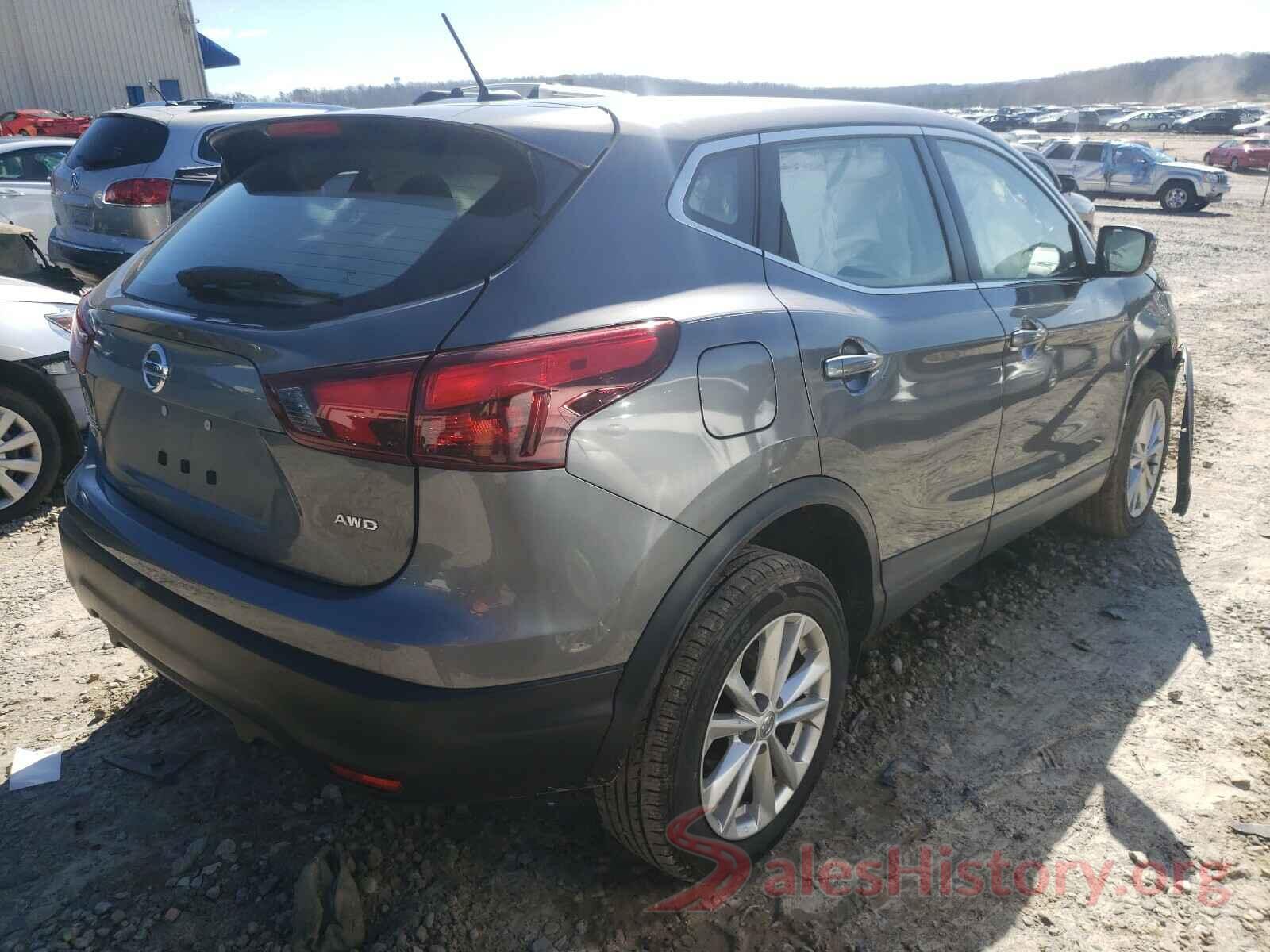 JN1BJ1CR4HW101558 2017 NISSAN ROGUE