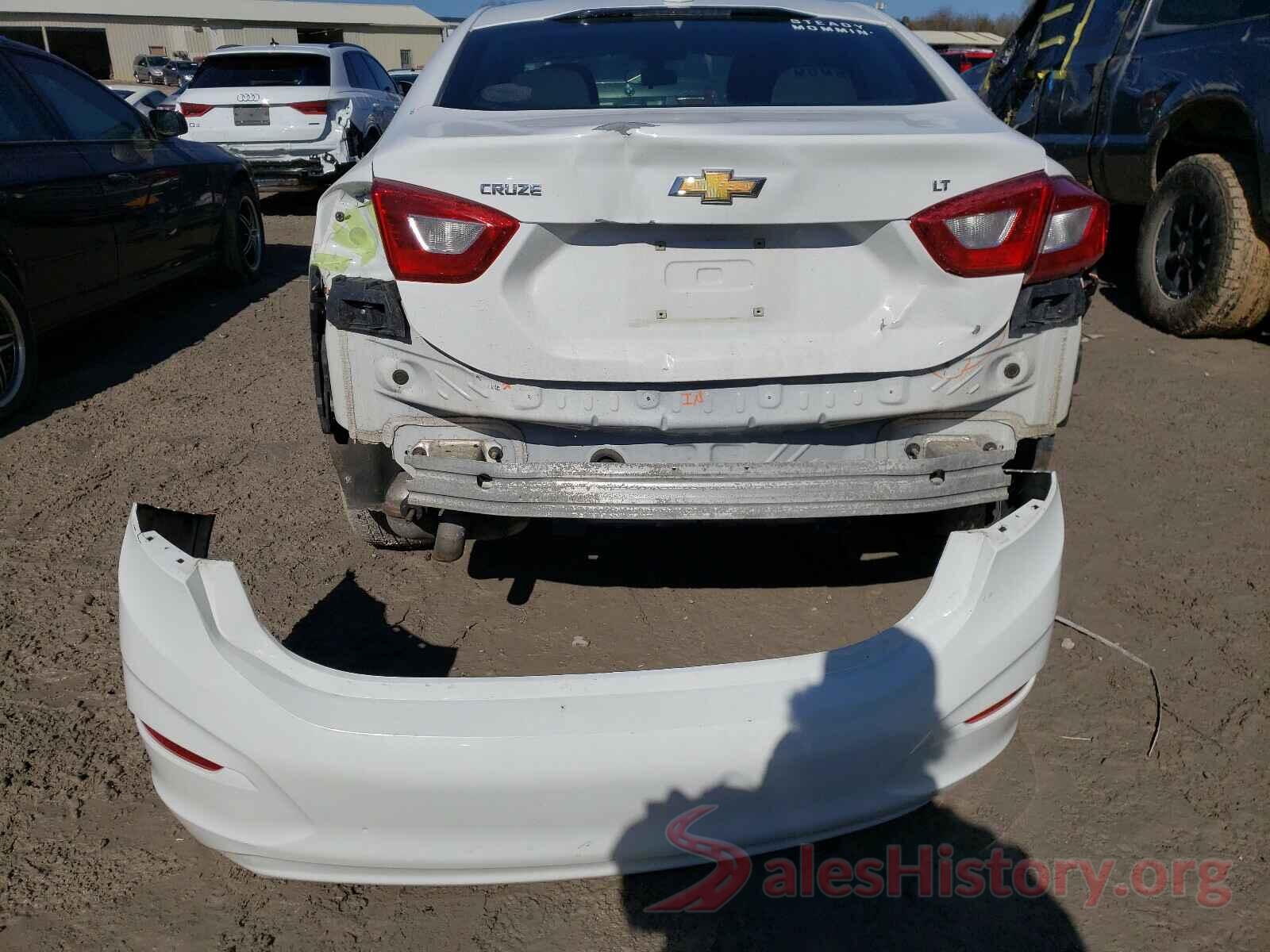 1G1BE5SM0J7121135 2018 CHEVROLET CRUZE