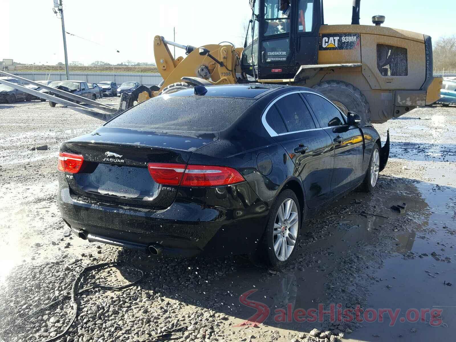 SAJAR4FX4KCP52518 2019 JAGUAR XE