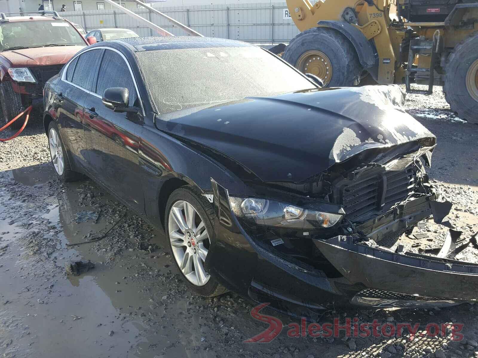 SAJAR4FX4KCP52518 2019 JAGUAR XE