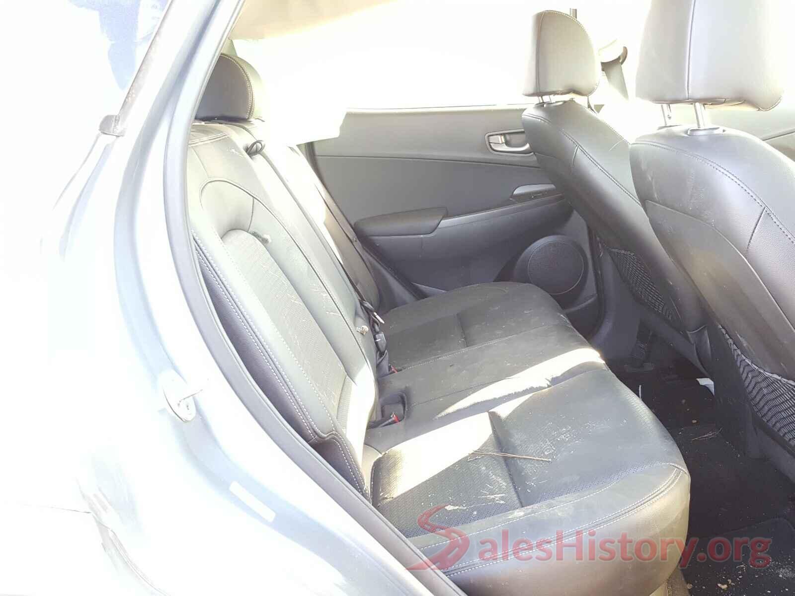 KM8K3CA57JU147059 2018 HYUNDAI KONA