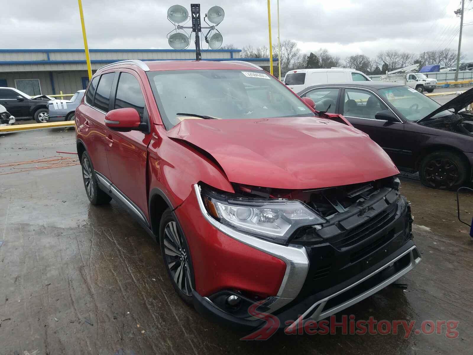 JA4AD3A3XKZ034717 2019 MITSUBISHI OUTLANDER