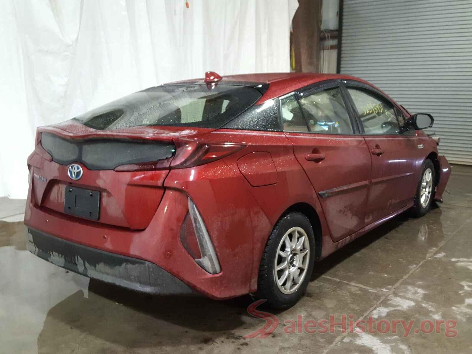 JTDKARFP7J3090231 2018 TOYOTA PRIUS