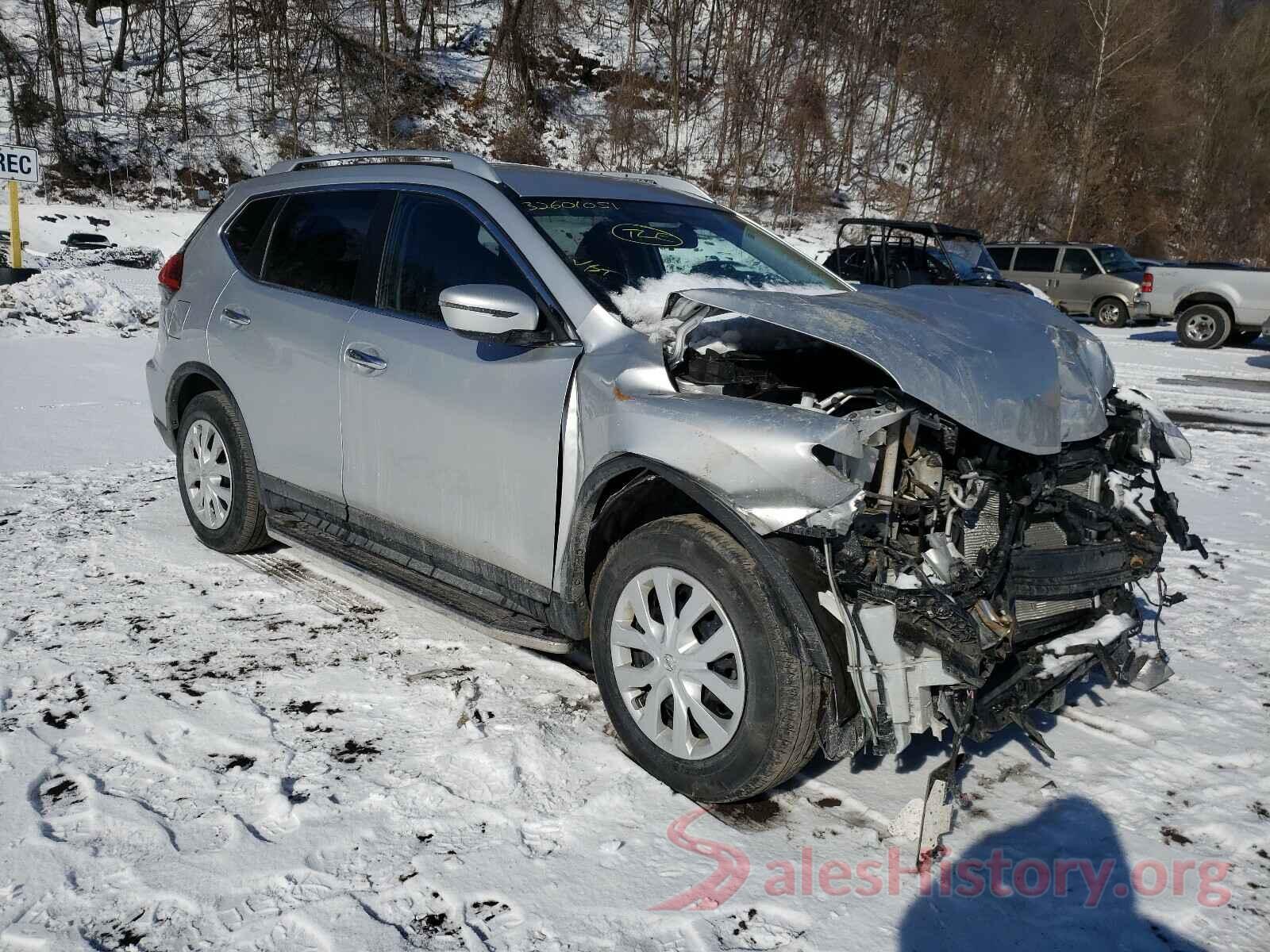 JN8AT2MV0HW256410 2017 NISSAN ROGUE