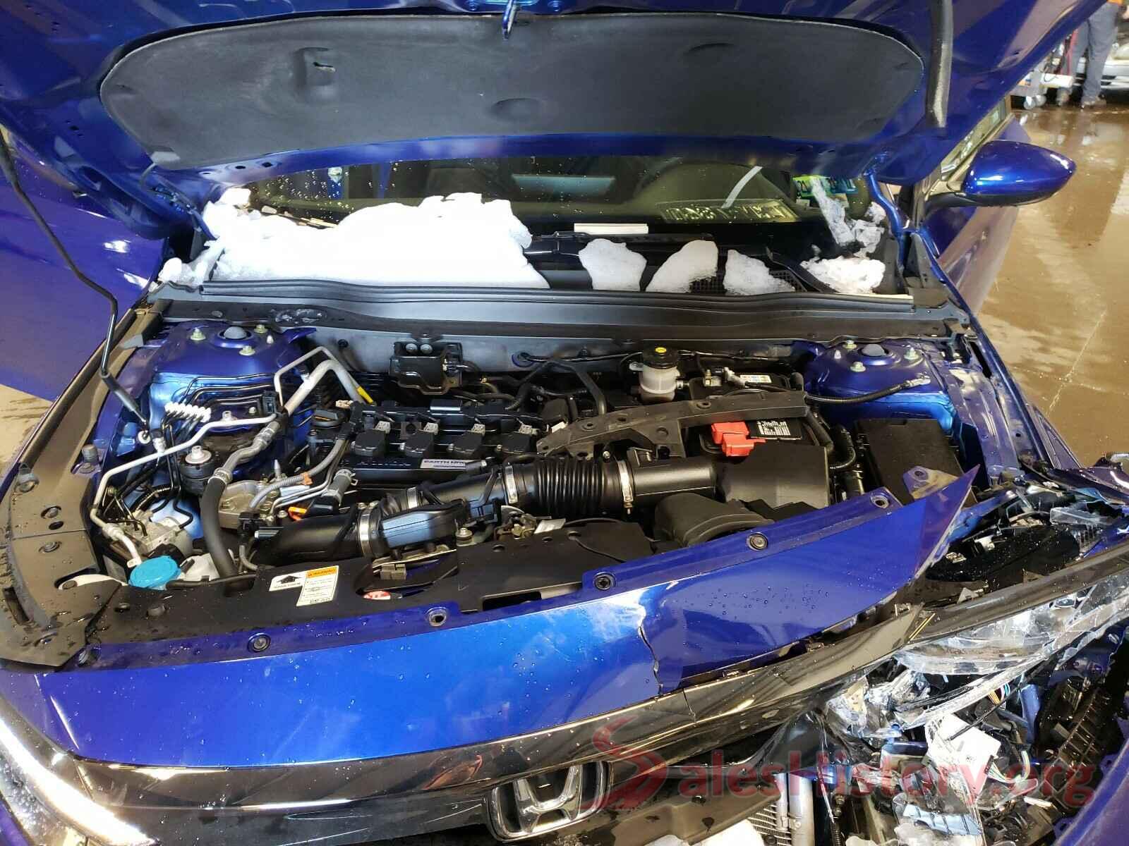 1HGCV1F37JA061848 2018 HONDA ACCORD