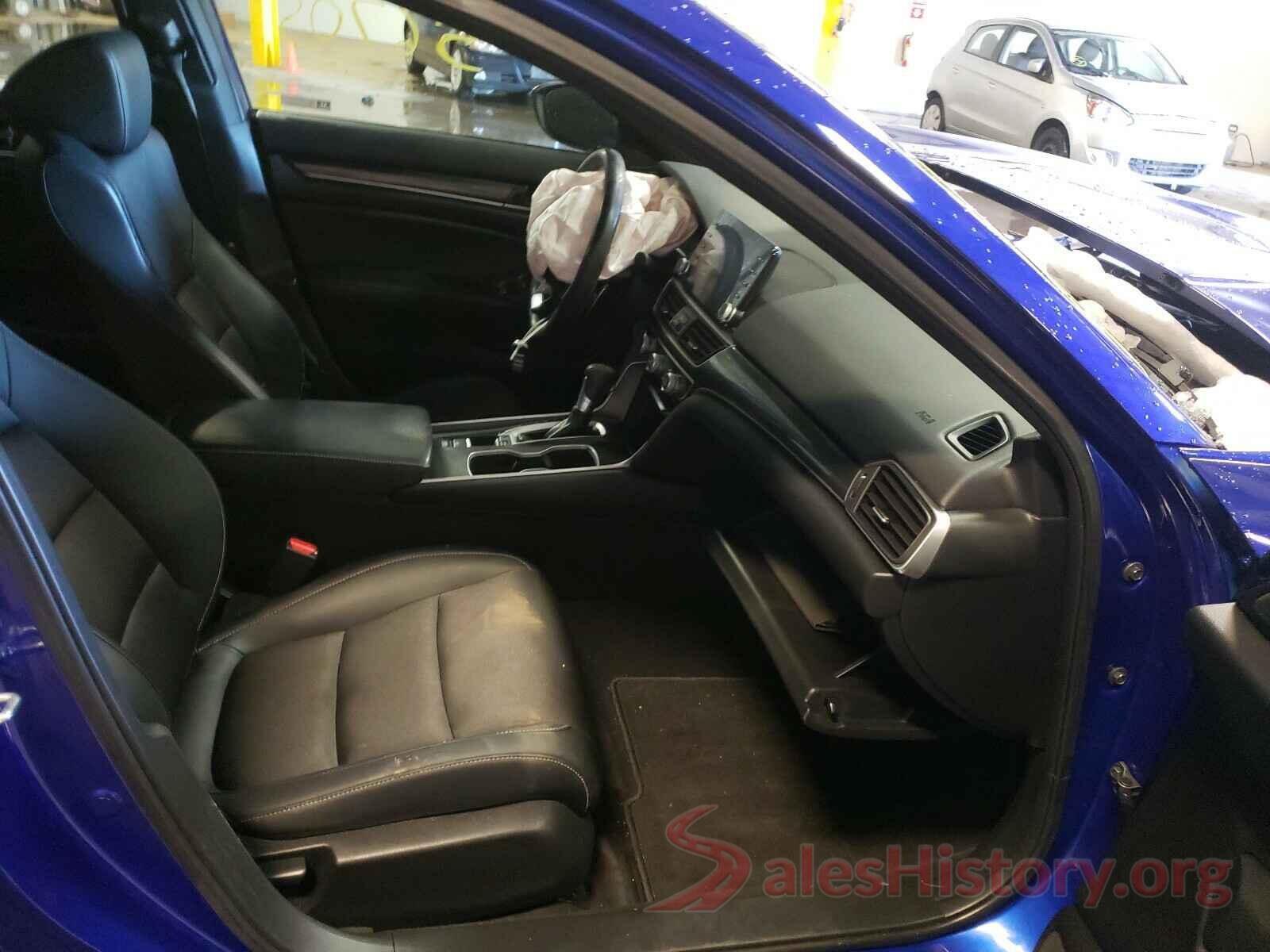 1HGCV1F37JA061848 2018 HONDA ACCORD