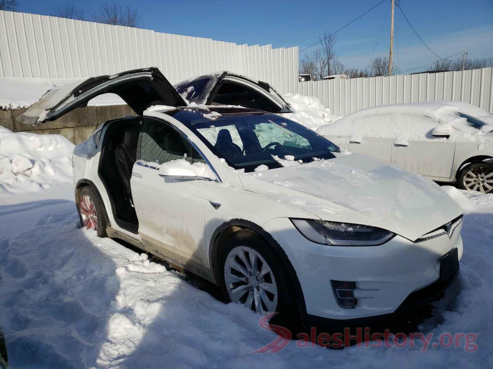 5YJXCBE20HF075600 2017 TESLA MODEL X