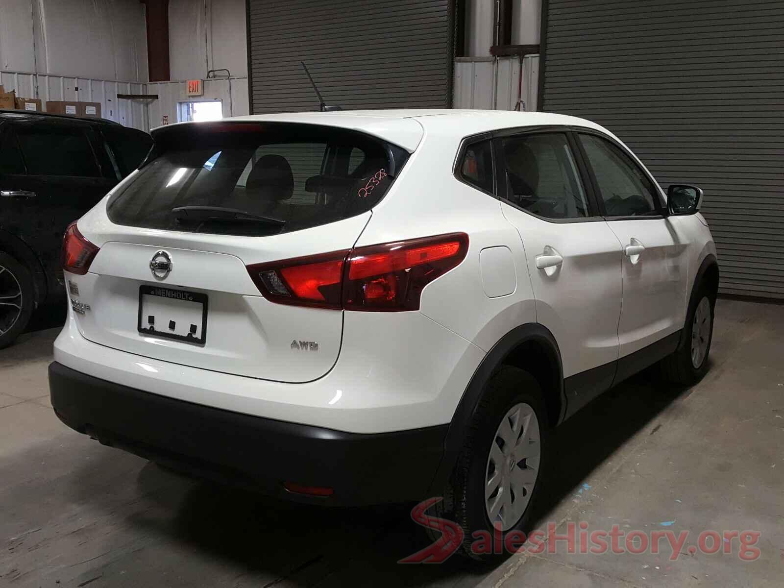 JN1BJ1CR9JW250327 2018 NISSAN ROGUE