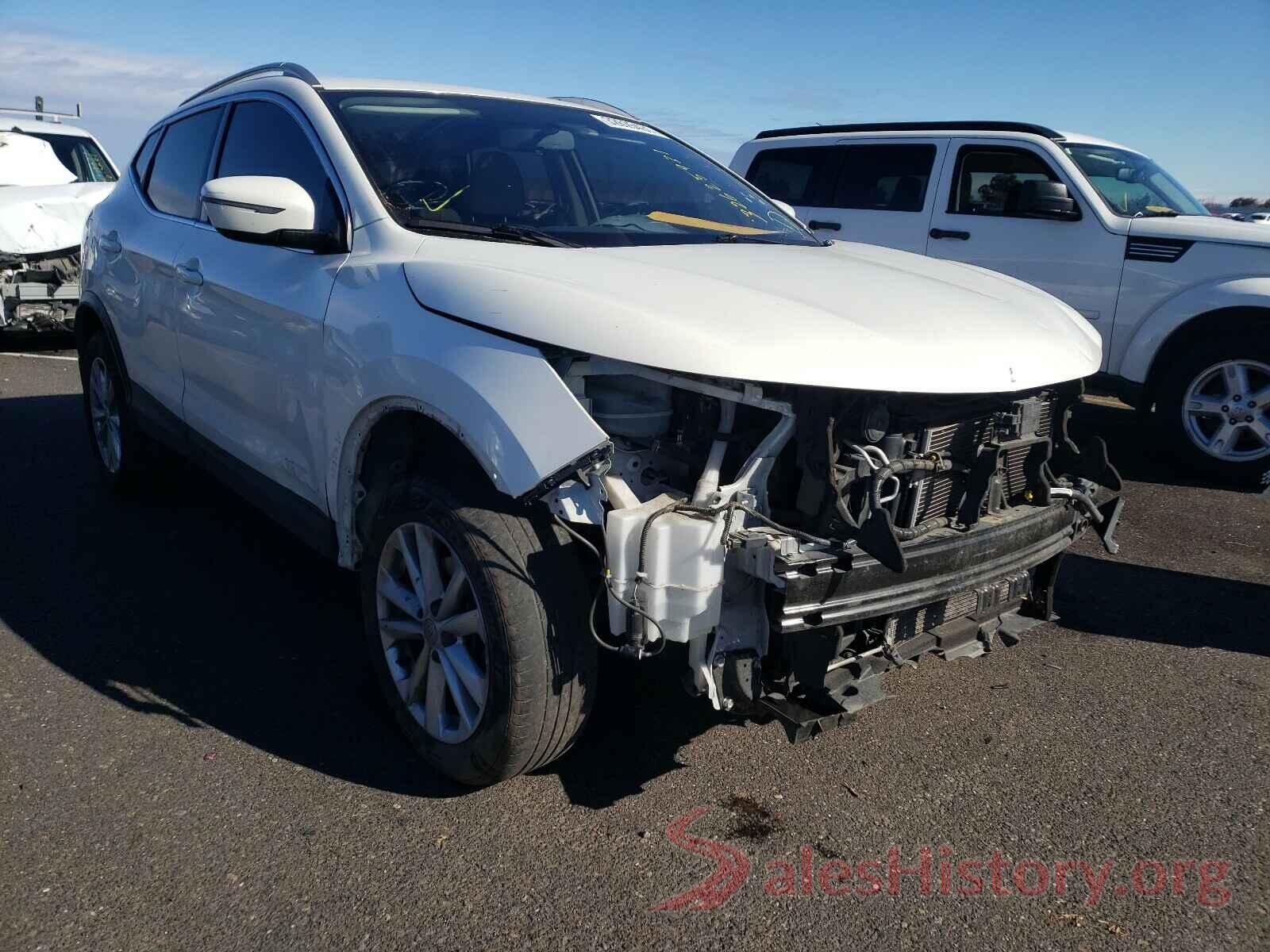 JN1BJ1CP5JW193820 2018 NISSAN ROGUE