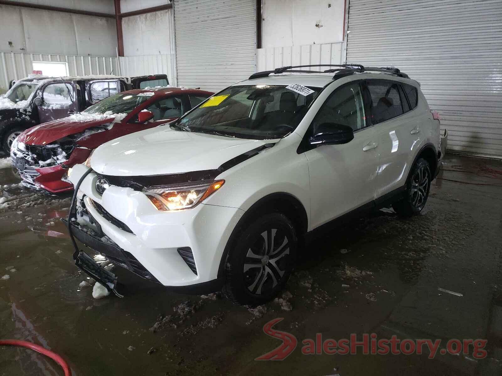 JTMBFREV5JJ220763 2018 TOYOTA RAV4