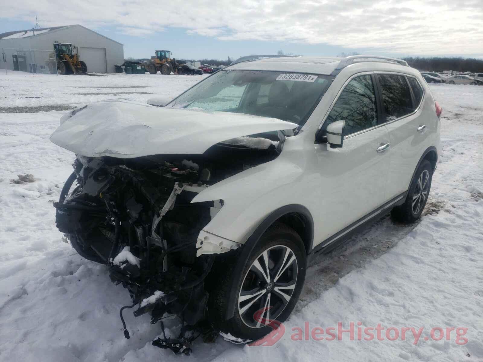 5N1AT2MV2HC779002 2017 NISSAN ROGUE