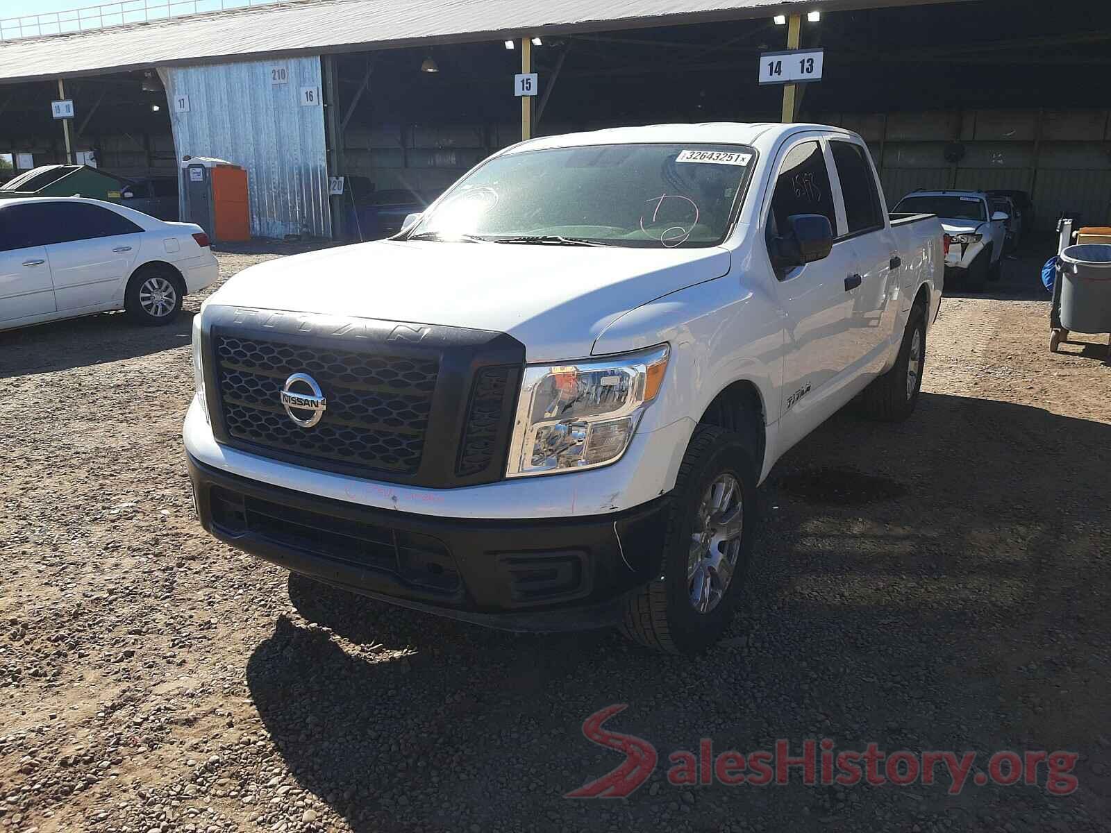 1N6AA1EKXHN500633 2017 NISSAN TITAN