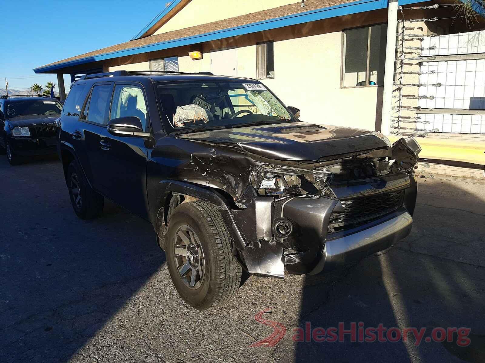 JTEBU5JRXK5709916 2019 TOYOTA 4RUNNER